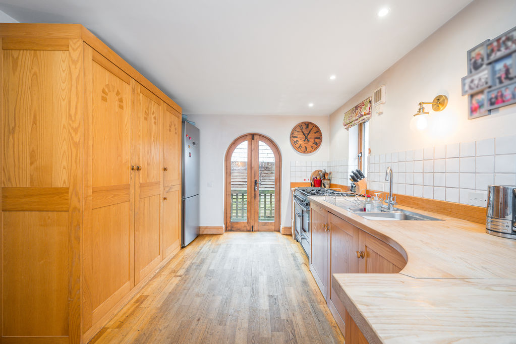 Kitchen- click for photo gallery